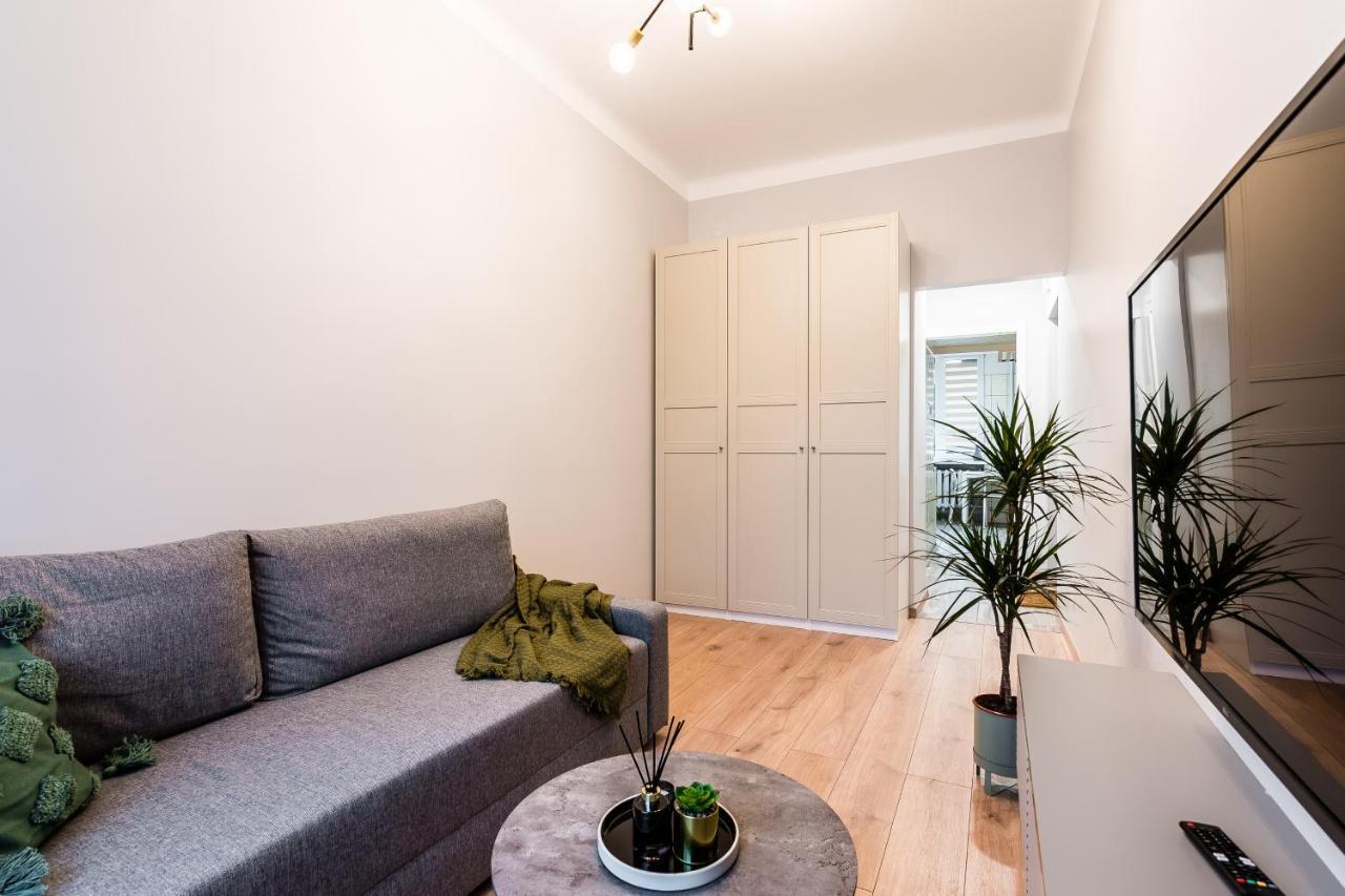 Juozapaviciaus Apartment Kaunas Kültér fotó